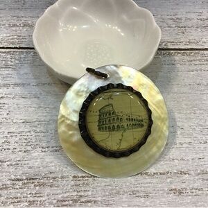 Coliseum Pendant